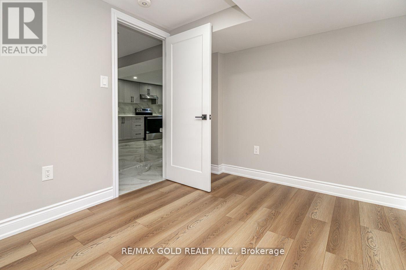 48 Malcolm Crescent, Brampton, Ontario  L6S 3C8 - Photo 34 - W13134530