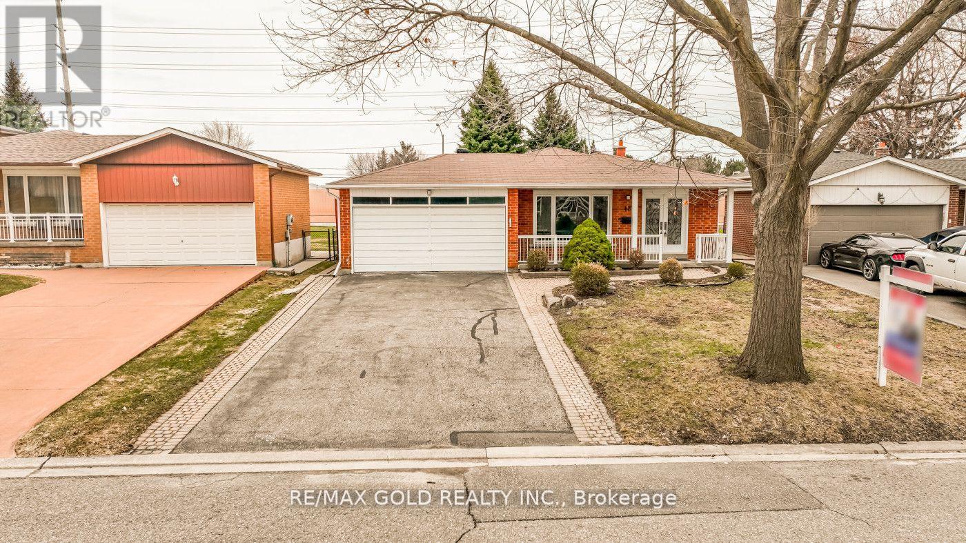 48 Malcolm Crescent, Brampton, Ontario  L6S 3C8 - Photo 48 - W13134530