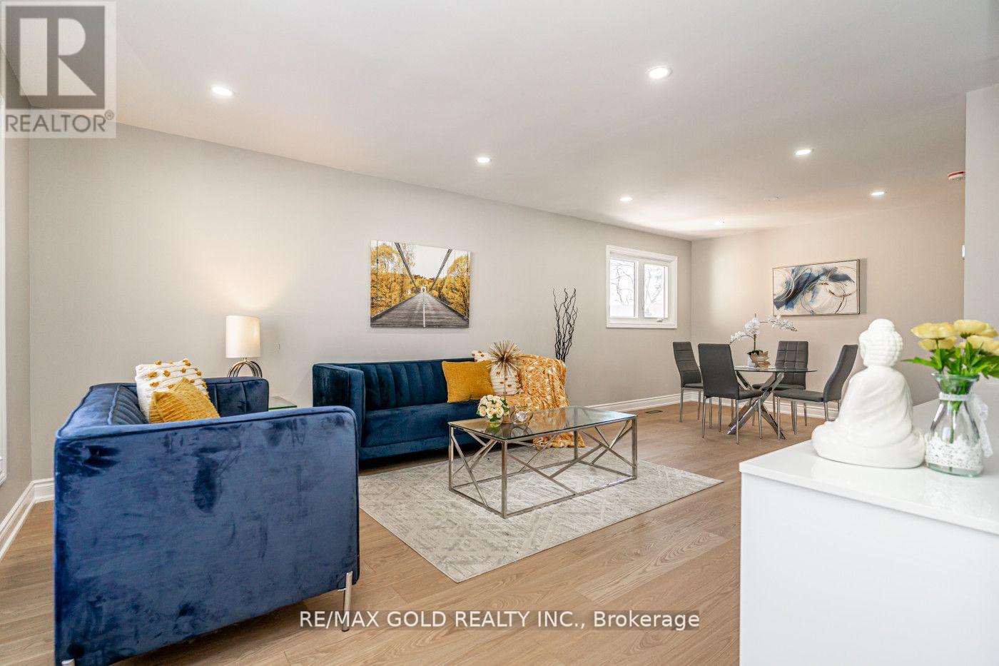 48 Malcolm Crescent, Brampton, Ontario  L6S 3C8 - Photo 6 - W13134530