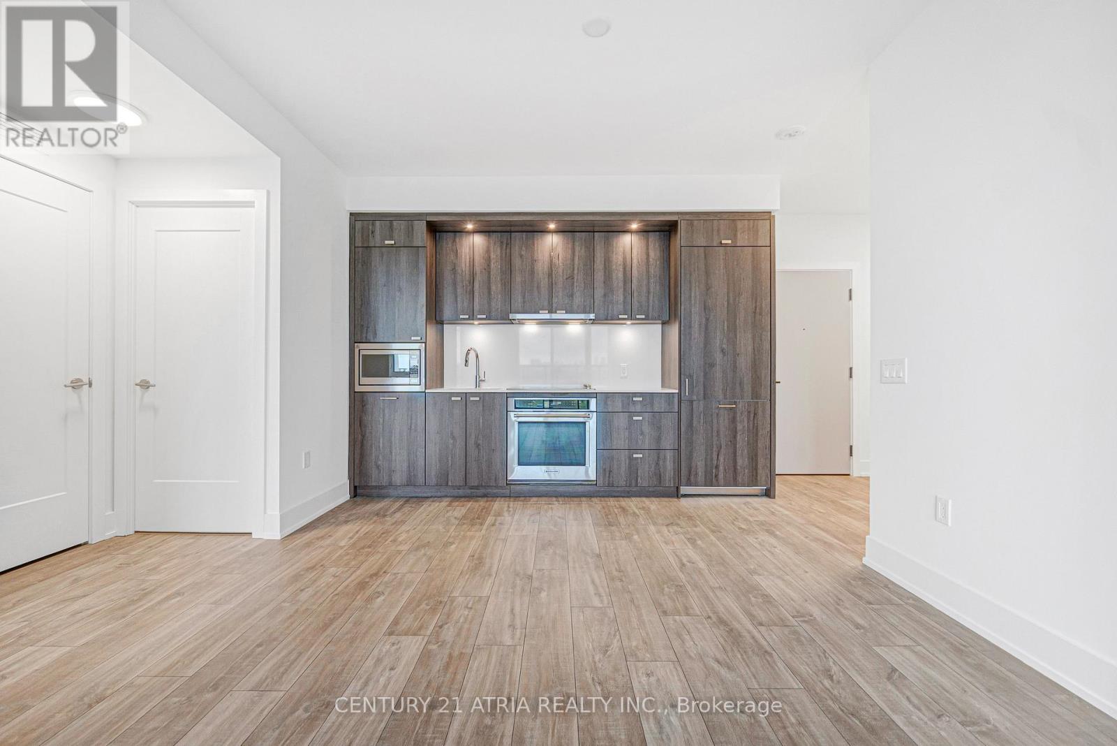 637 - 858 DUPONT STREET, Toronto, Ontario