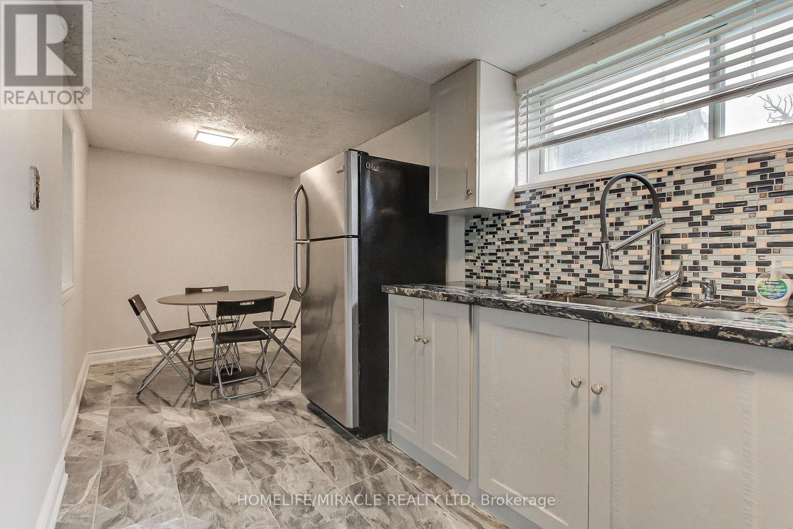 70 Dolores Road, Toronto, Ontario  M3L 2A9 - Photo 40 - W13134588