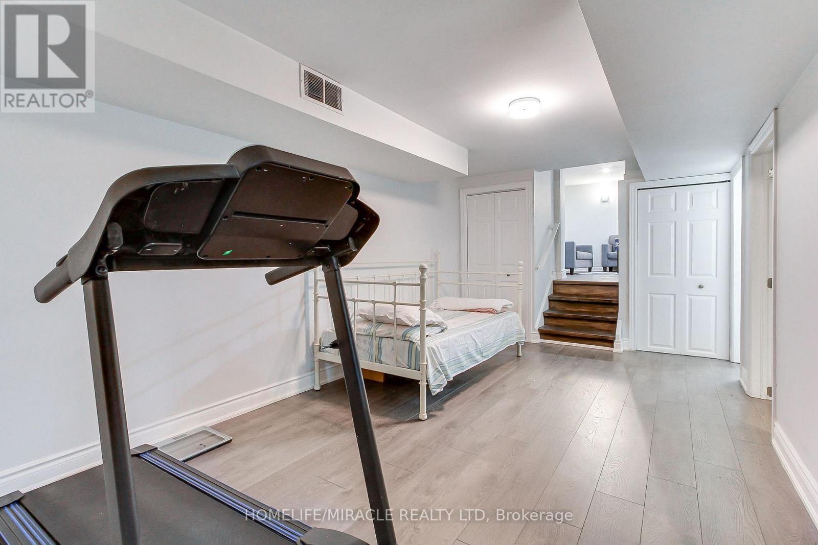 70 Dolores Road, Toronto, Ontario  M3L 2A9 - Photo 41 - W13134588