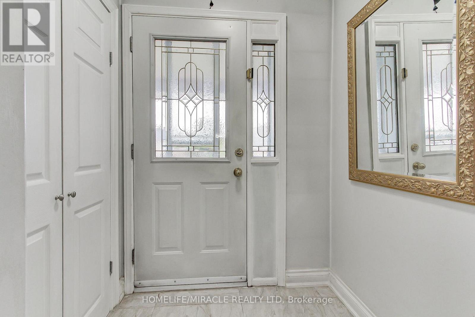 70 Dolores Road, Toronto, Ontario  M3L 2A9 - Photo 6 - W13134588