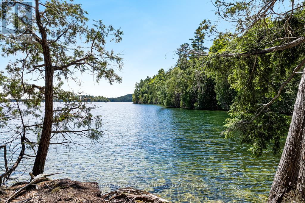 000 PALMERSTON LAKE, Frontenac, Ontario