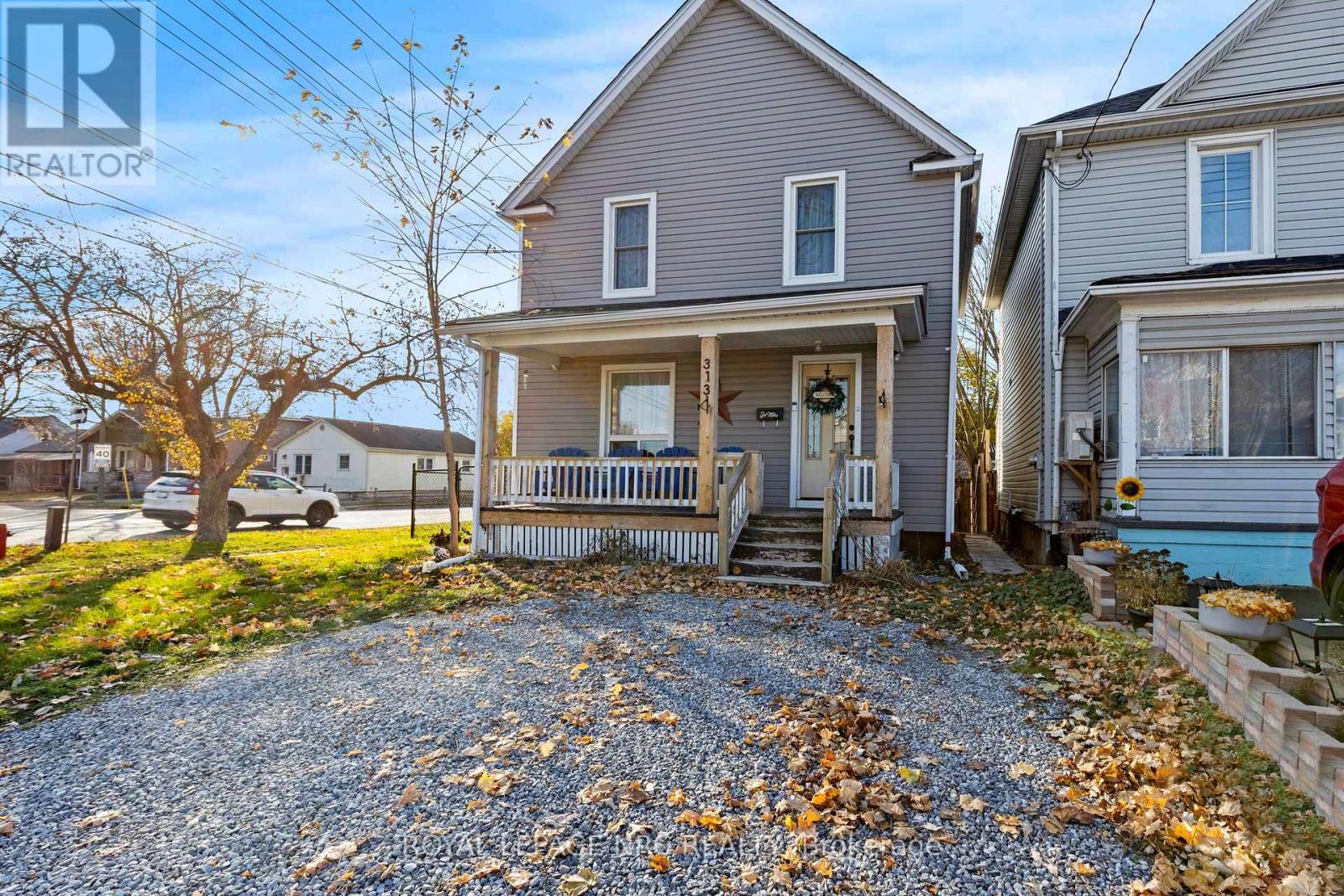 313 BURGAR STREET, Welland, Ontario