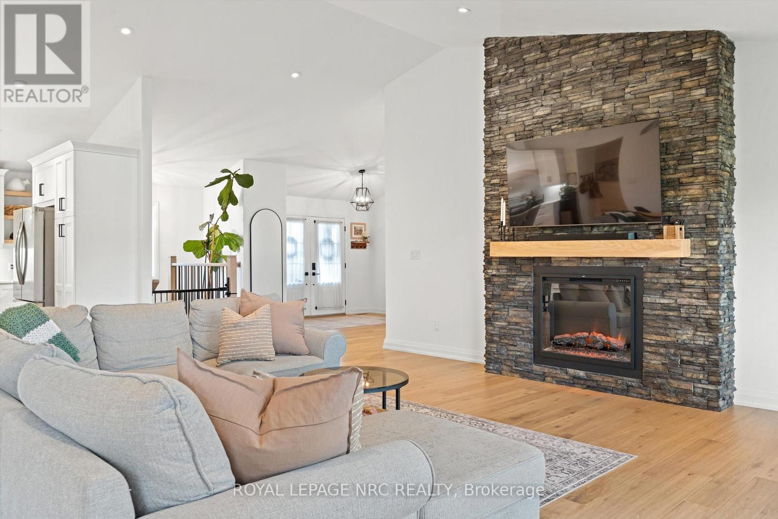 557 Burleigh Road N, Fort Erie, Ontario  L0S 1N0 - Photo 11 - X13134758