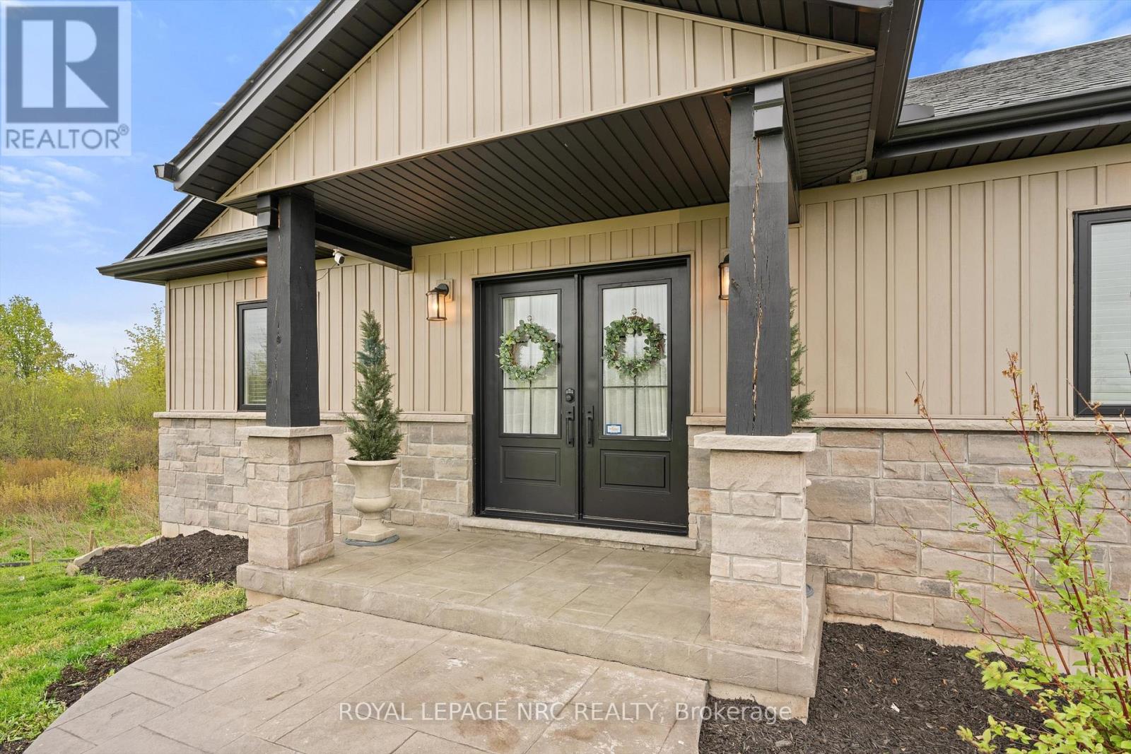 557 Burleigh Road N, Fort Erie, Ontario  L0S 1N0 - Photo 6 - X13134758