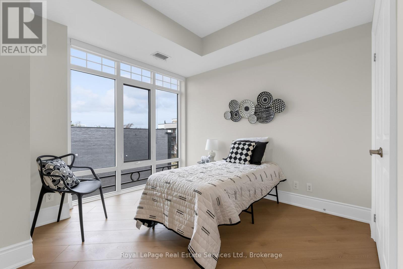 407 - 205 Lakeshore Road W, Oakville, Ontario  L6K 0H8 - Photo 13 - W13134802