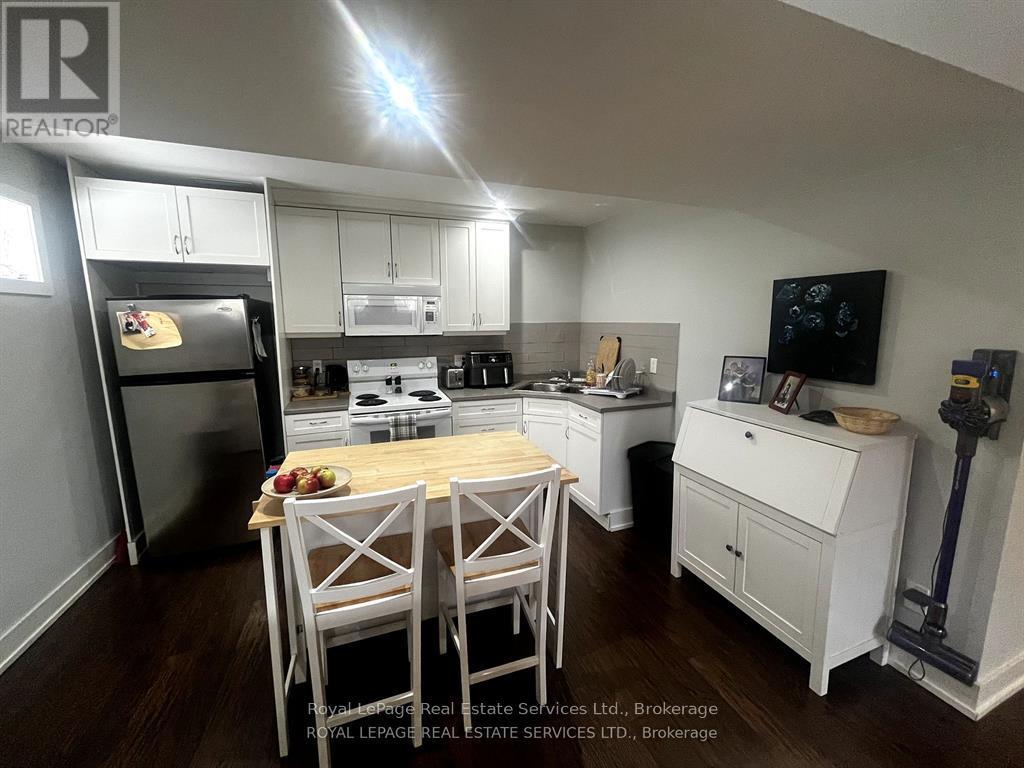 Lower - 2481 Oak Row Crescent, Mississauga, Ontario  L5L 1P5 - Photo 12 - W13134964