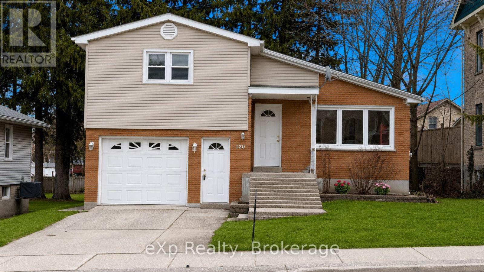 120 COLBORNE STREET S, Brockton, Ontario