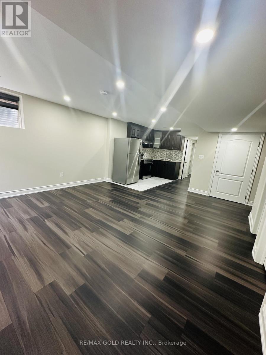305 Sedgewood Street, Kitchener, Ontario  N2P 0J6 - Photo 7 - X13134518