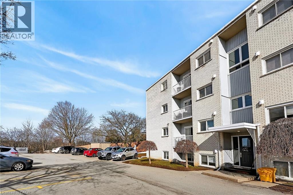 37 Conroy Crescent Unit# 1, Guelph, Ontario  N1G 2V5 - Photo 1 - 40830737