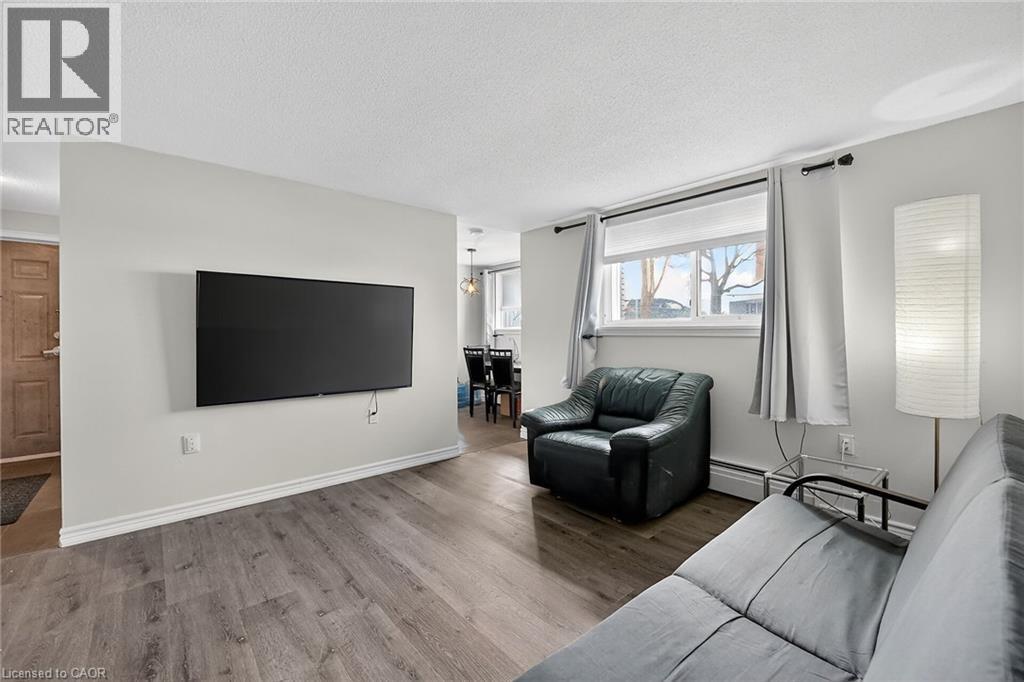37 Conroy Crescent Unit# 1, Guelph, Ontario  N1G 2V5 - Photo 4 - 40830737