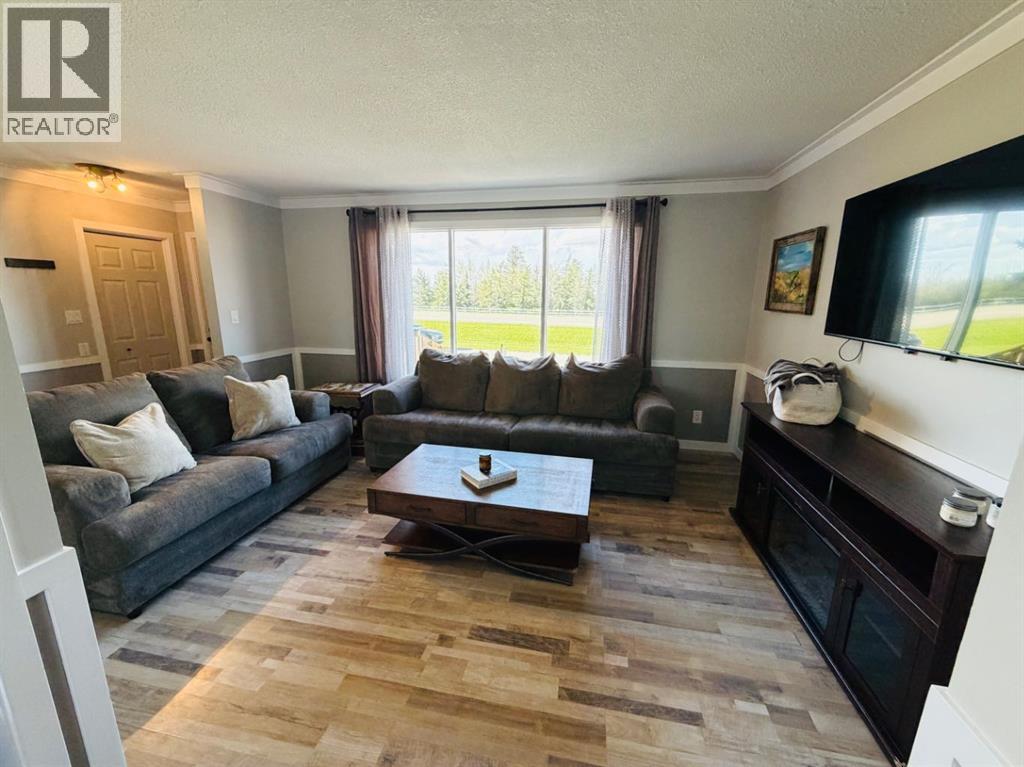 334 Mcewan St., Granum, Alberta  T0L 1A0 - Photo 7 - A2309158