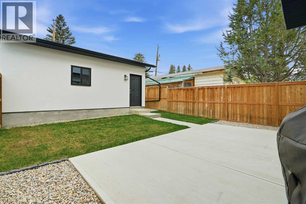 1256 Rosehill Drive NW, Calgary, Alberta  T2K 1M2 - Photo 28 - A2307426