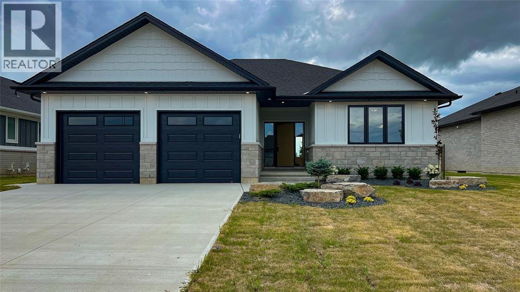 3543 Paul Crescent