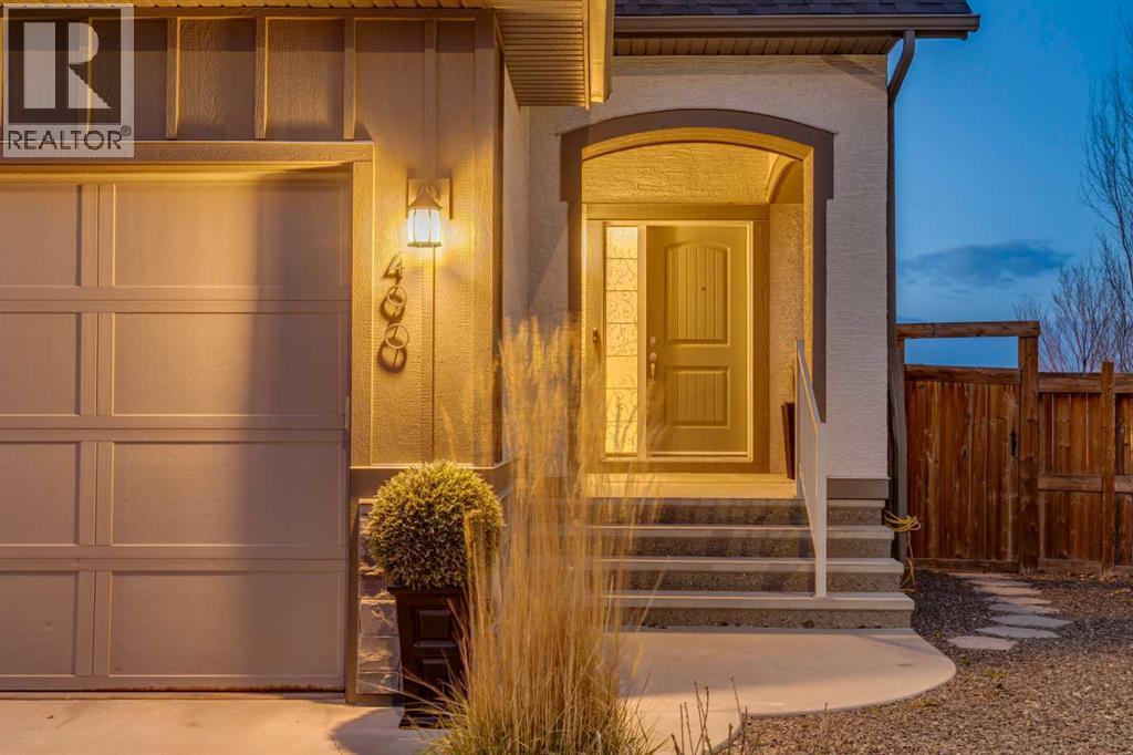 490 Mahogany Manor SE, Calgary, Alberta  T3M 1V7 - Photo 2 - A2308316