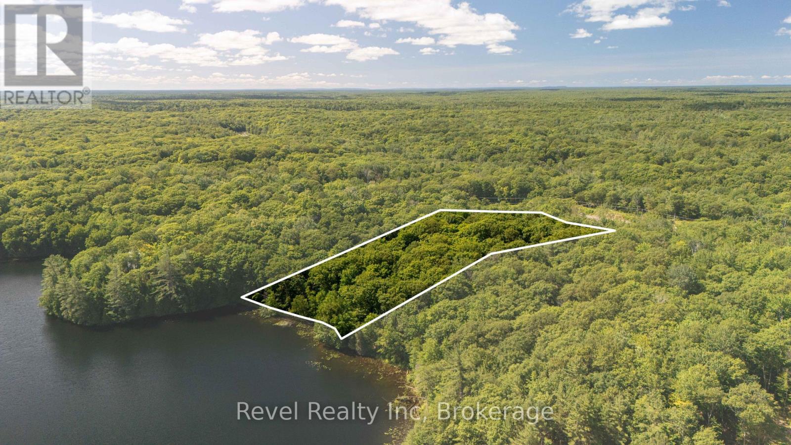 14 ZHAAWASHKWAA MIIKAN ROAD, Seguin, Ontario