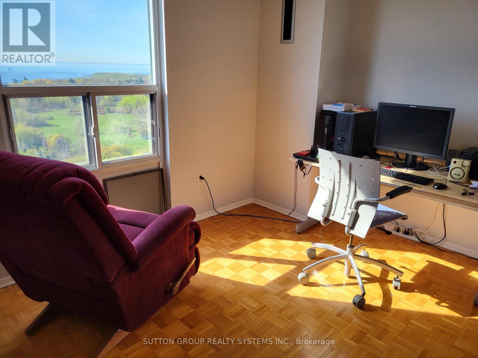 2003 - 1515 Lakeshore Road E, Mississauga, Ontario  L5E 3E2 - Photo 23 - W13128748