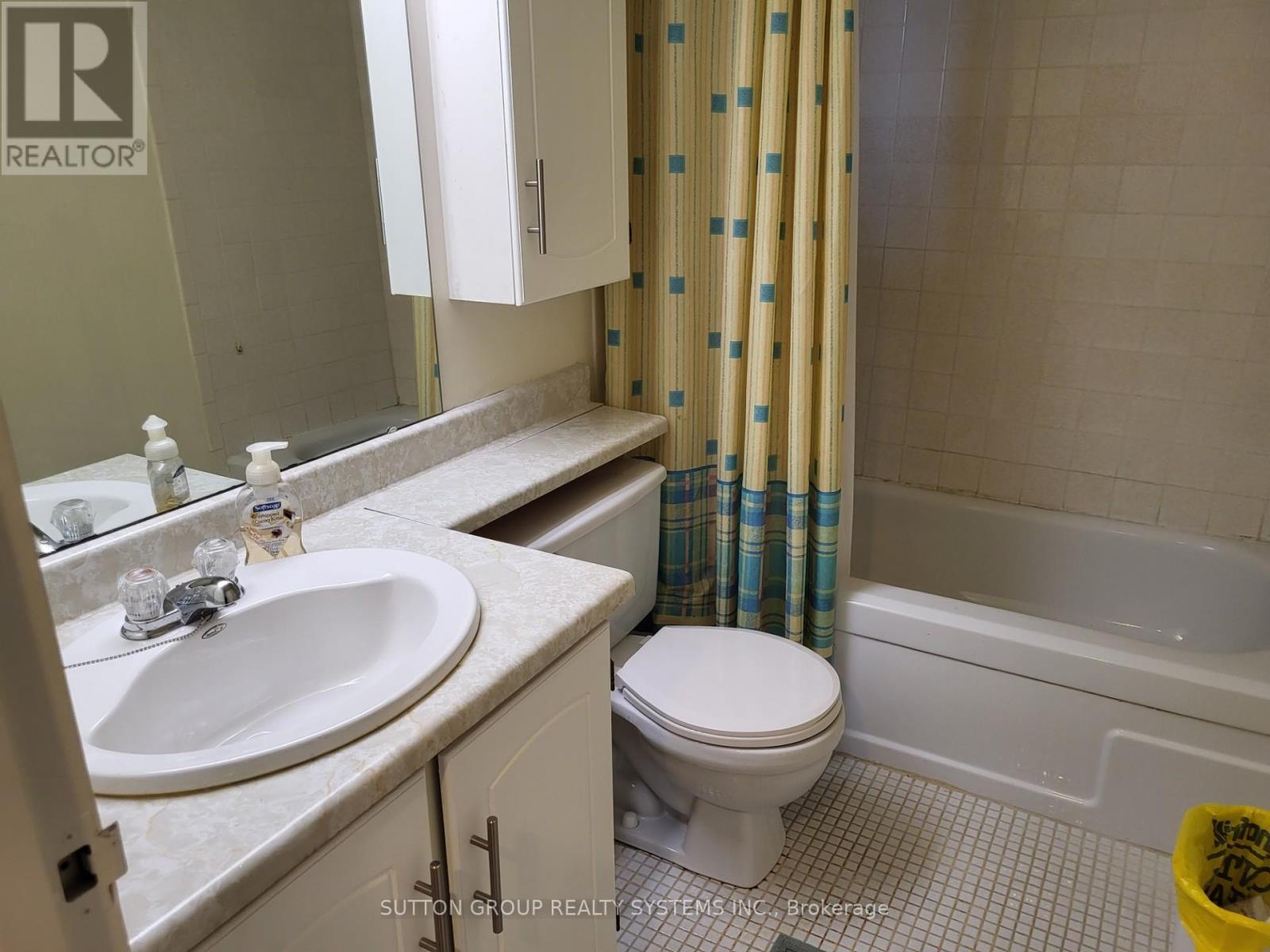 2003 - 1515 Lakeshore Road E, Mississauga, Ontario  L5E 3E2 - Photo 21 - W13128748