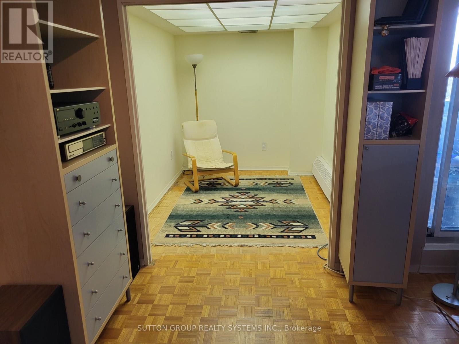 2003 - 1515 Lakeshore Road E, Mississauga, Ontario  L5E 3E2 - Photo 16 - W13128748