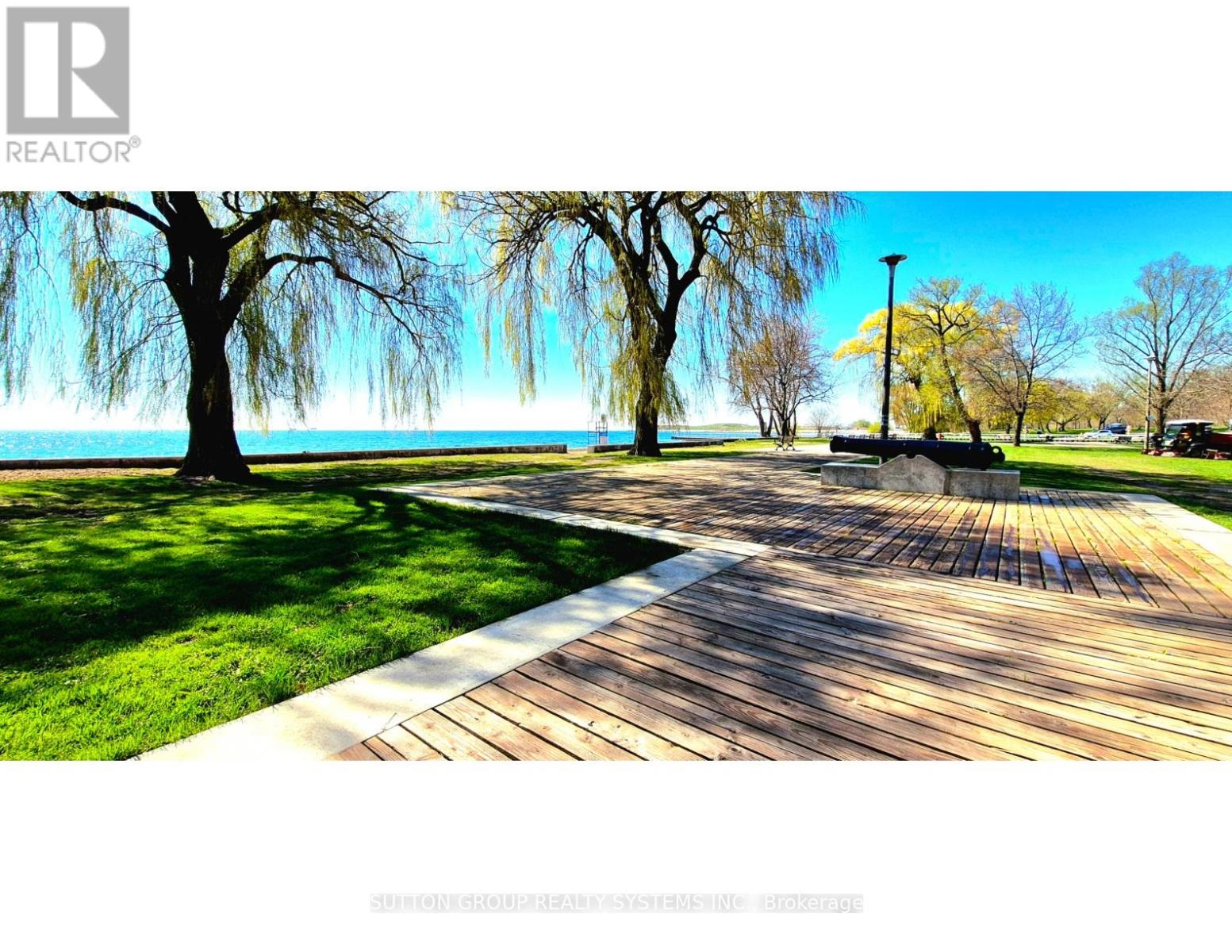 2003 - 1515 Lakeshore Road E, Mississauga, Ontario  L5E 3E2 - Photo 35 - W13128748