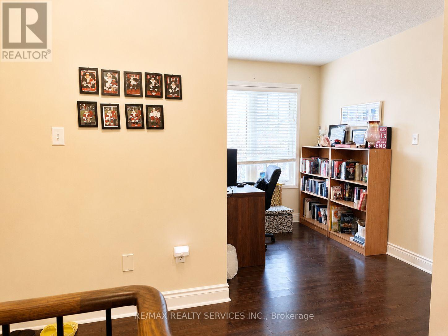 3083 Hawktail Crescent, Mississauga, Ontario  L5M 6W8 - Photo 6 - W13133464