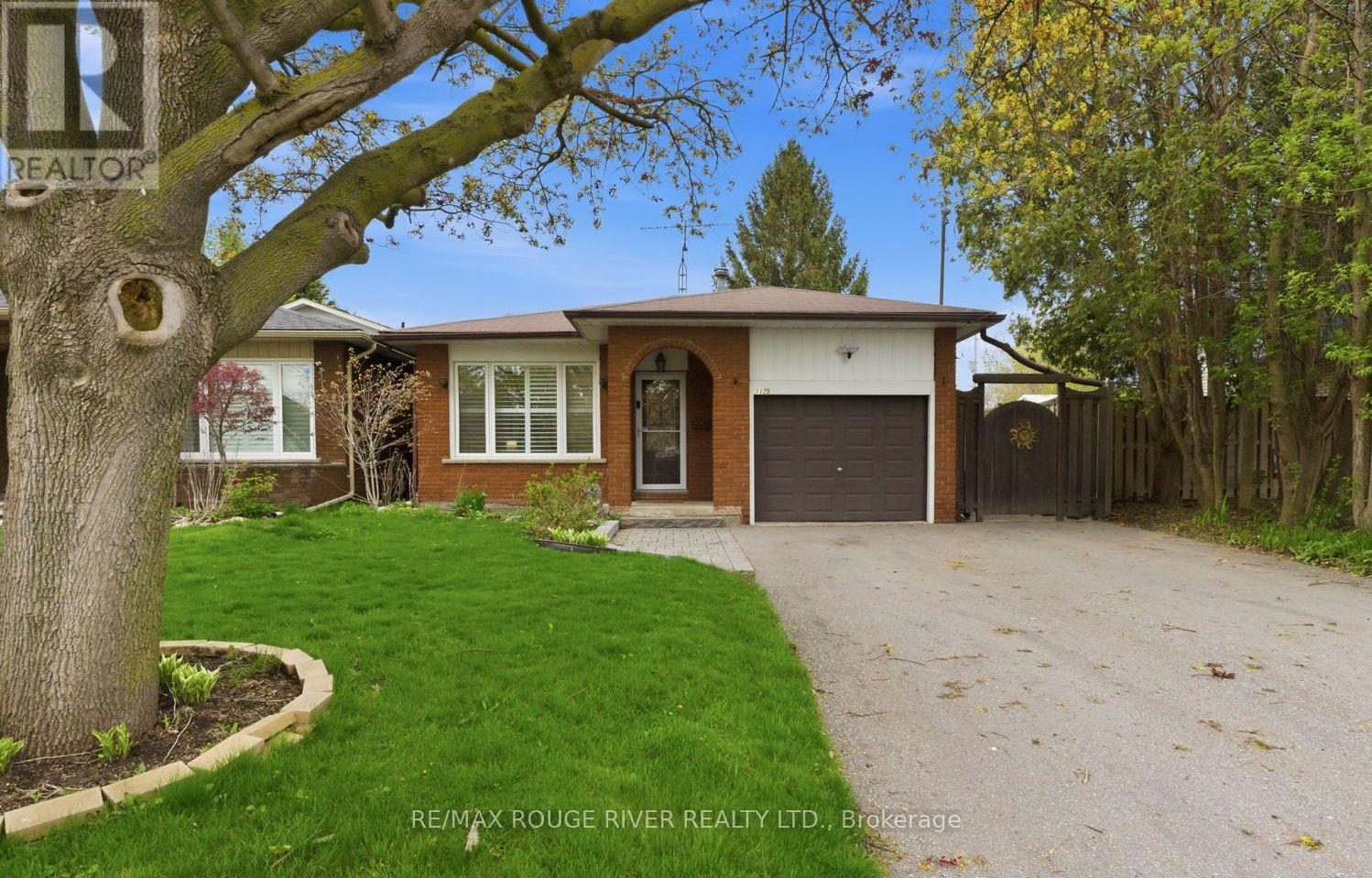 1125 Byron Street S, Whitby, Ontario  L1N 4S4 - Photo 1 - E13134942
