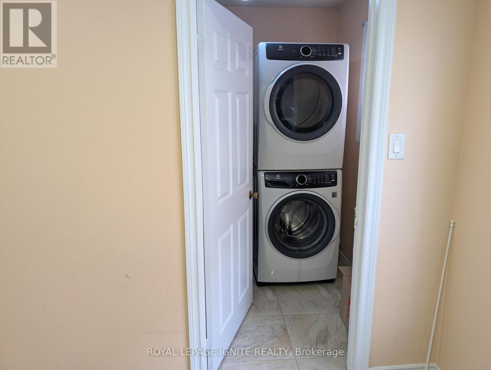 98 Chloe Crescent, Markham, Ontario  L3S 2H7 - Photo 11 - N13133868