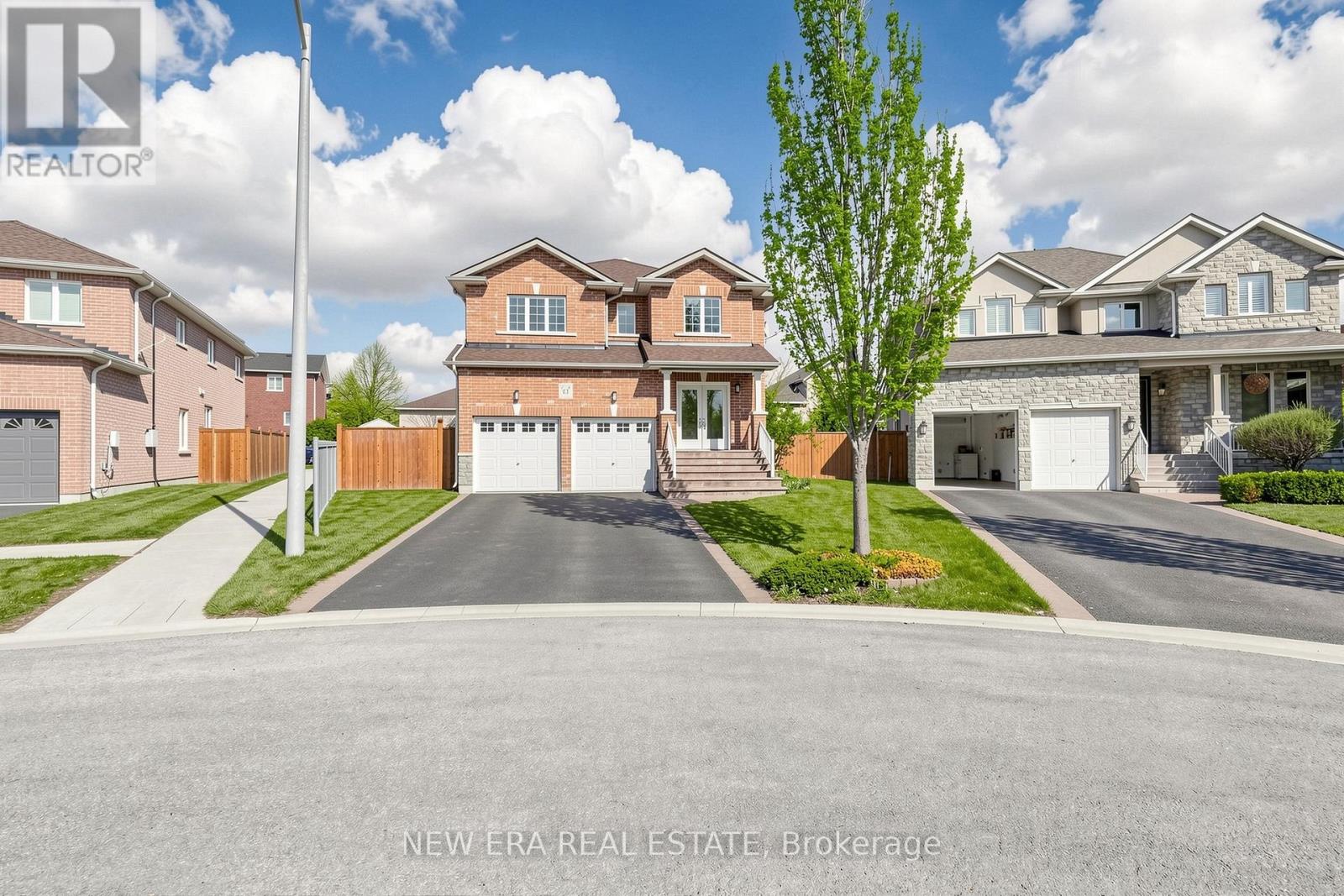 61 ORVILLE HAND COURT, Bradford West Gwillimbury, Ontario