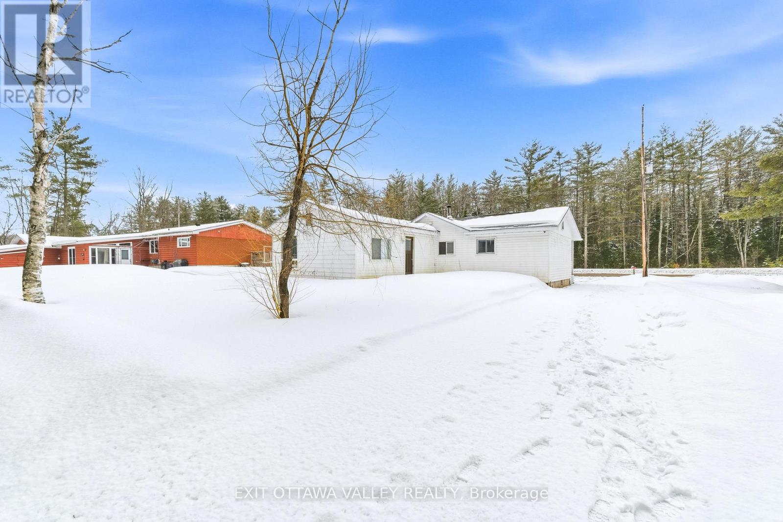 32848 Highway 17 Highway, Laurentian Hills, Ontario  K0J 1P0 - Photo 41 - X12943134