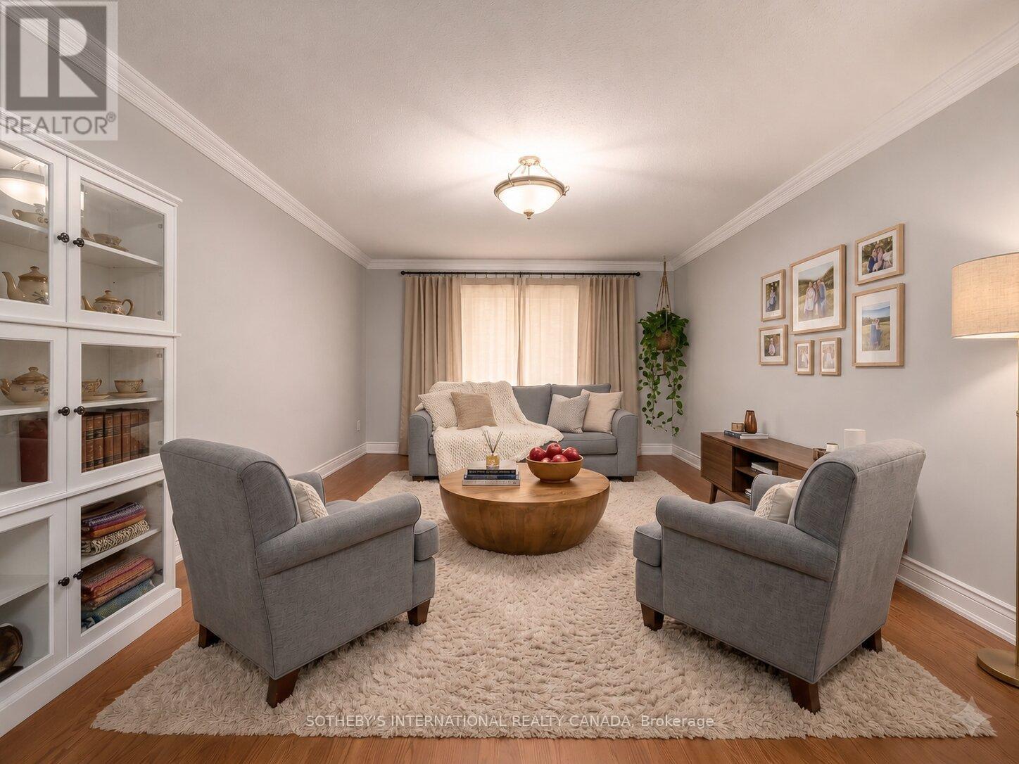 3352 Queen Frederica Drive, Mississauga, Ontario  L4Y 3B2 - Photo 5 - W13122074