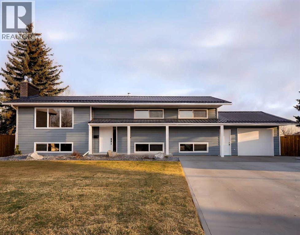 86 Carleton Place W, Lethbridge, Alberta  T1K 3X6 - Photo 1 - A2294028
