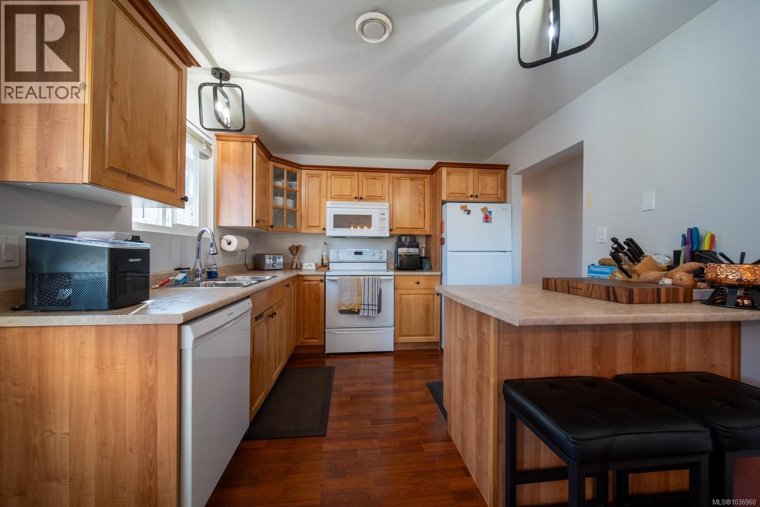 565 Nova St, Nanaimo, British Columbia  V9R 1C6 - Photo 4 - 1036960