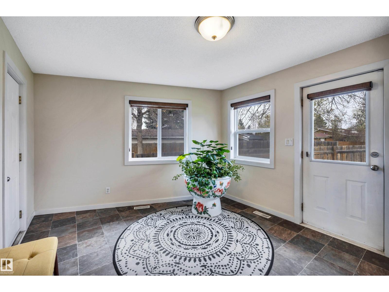 96 Arlington Dr, St. Albert, Alberta  T8N 3A8 - Photo 16 - E4488023