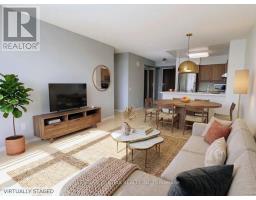 1806 - 750 BAY STREET, Toronto, Ontario