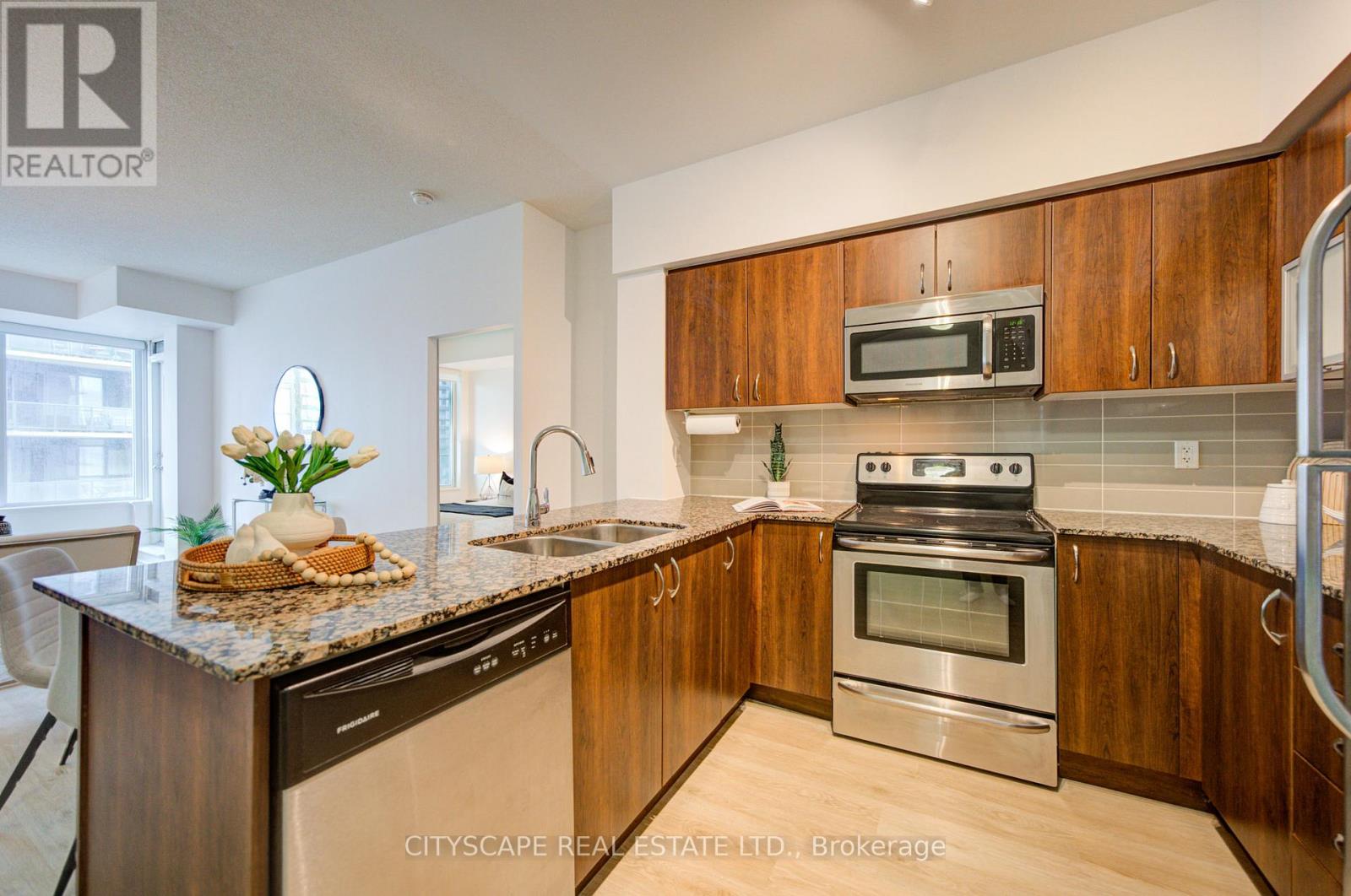 1804 - 55 East Liberty Street, Toronto, Ontario  M6K 3P9 - Photo 11 - C13134852