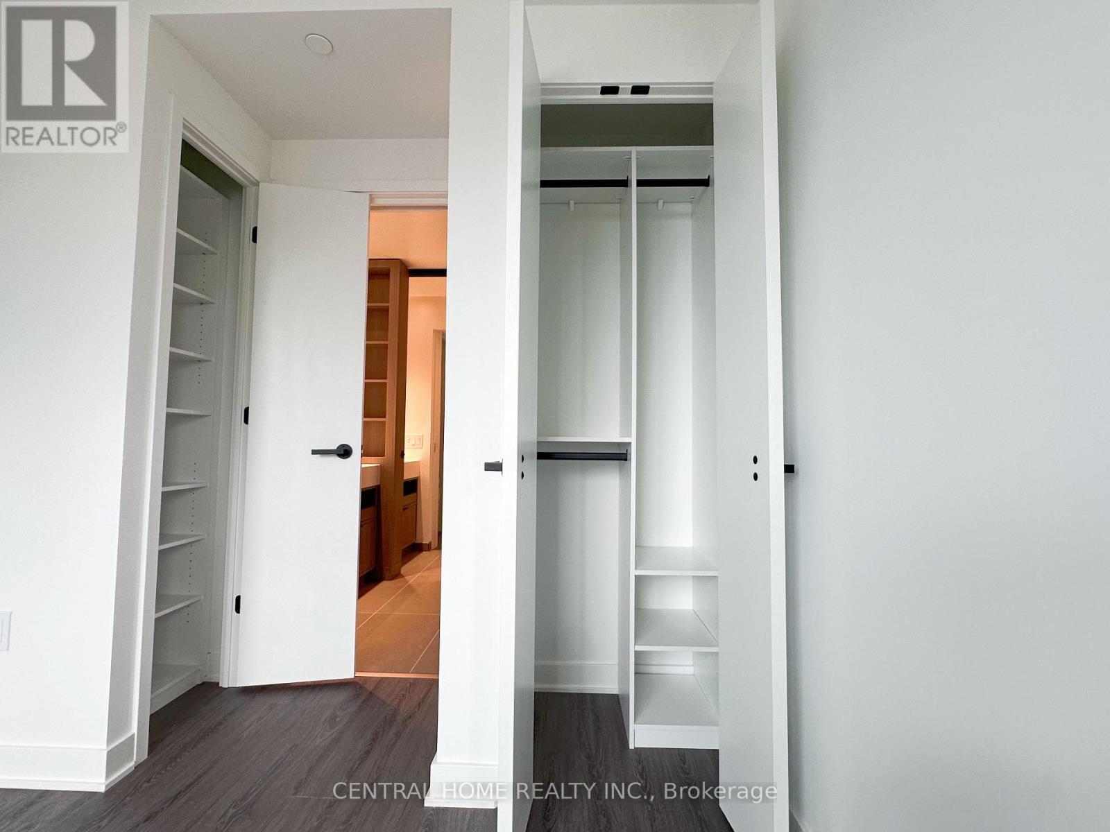 2202 - 55 Charles Street E, Toronto, Ontario  M4Y 1S9 - Photo 11 - C13134874