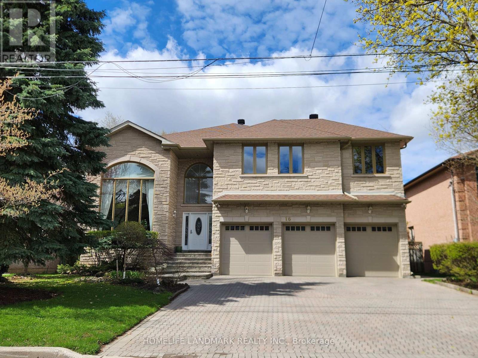 16 LAWNVIEW DRIVE, Toronto, Ontario