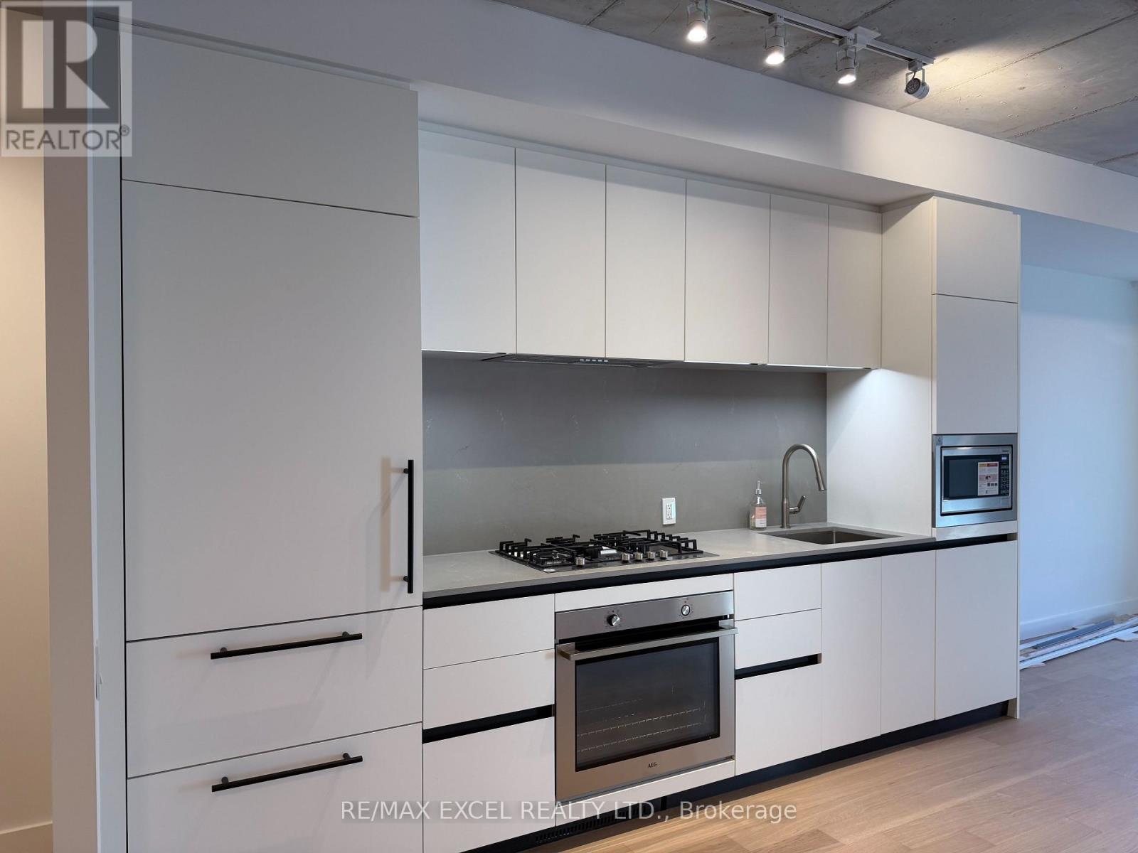 218 - 1720 BAYVIEW AVENUE, Toronto, Ontario
