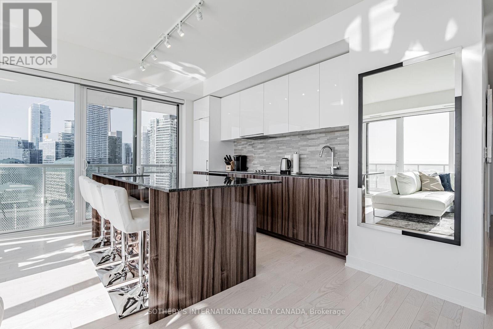 3403 - 15 Queens Quay E, Toronto, Ontario  M5E 0A5 - Photo 6 - C13134998