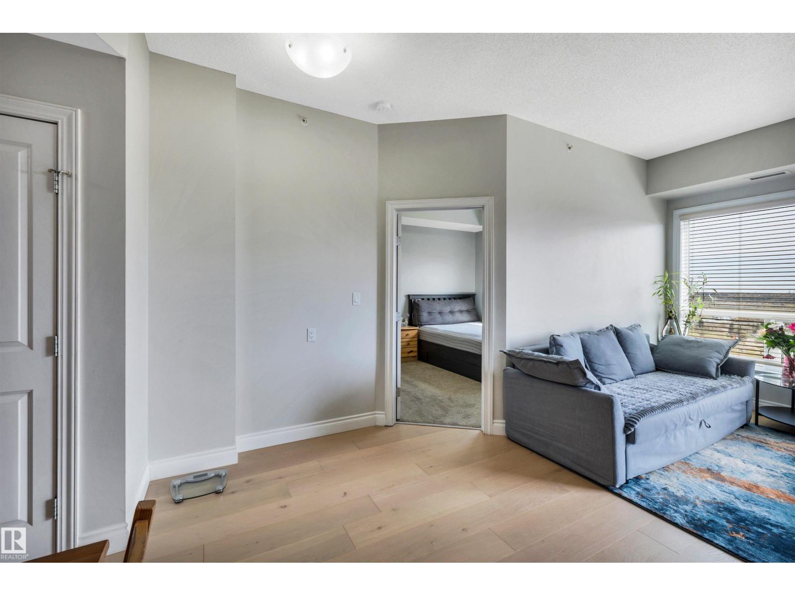 #902 9819 104 St Nw, Edmonton, Alberta  T5K 0Y8 - Photo 9 - E4488032