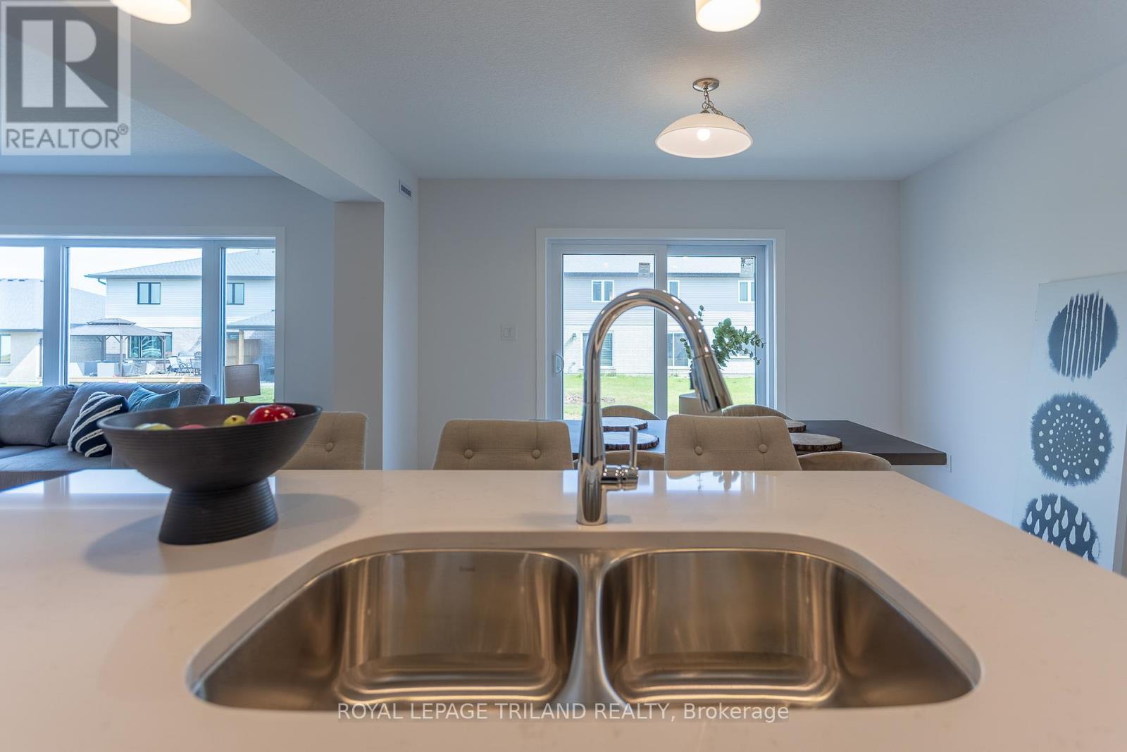 122 Styles Drive, St. Thomas, Ontario  N5R 0N8 - Photo 10 - X12598726