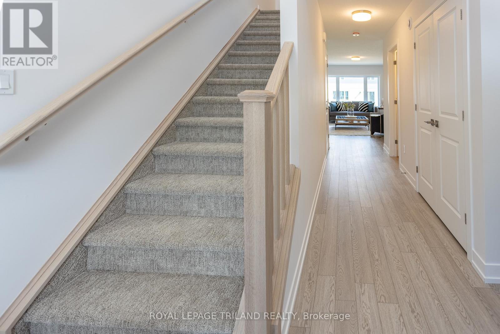 122 Styles Drive, St. Thomas, Ontario  N5R 0N8 - Photo 4 - X12598726