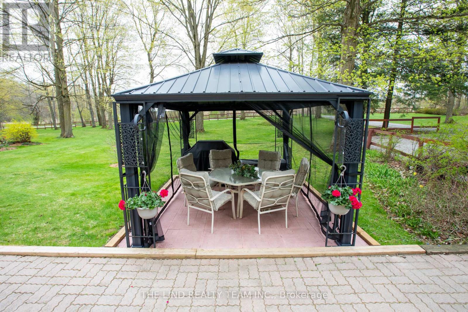 100 Bridle Path, East Gwillimbury, Ontario  L0G 1V0 - Photo 8 - N13134764