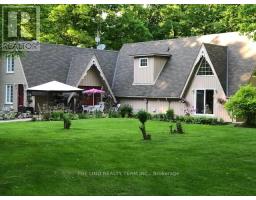 100 BRIDLE PATH, East Gwillimbury, Ontario