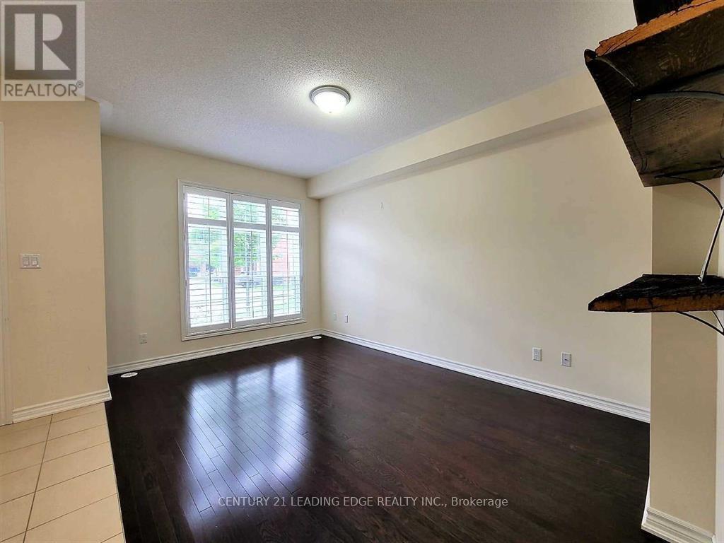 5 Vandaam Lane, Markham, Ontario  L6C 0P1 - Photo 5 - N13134772