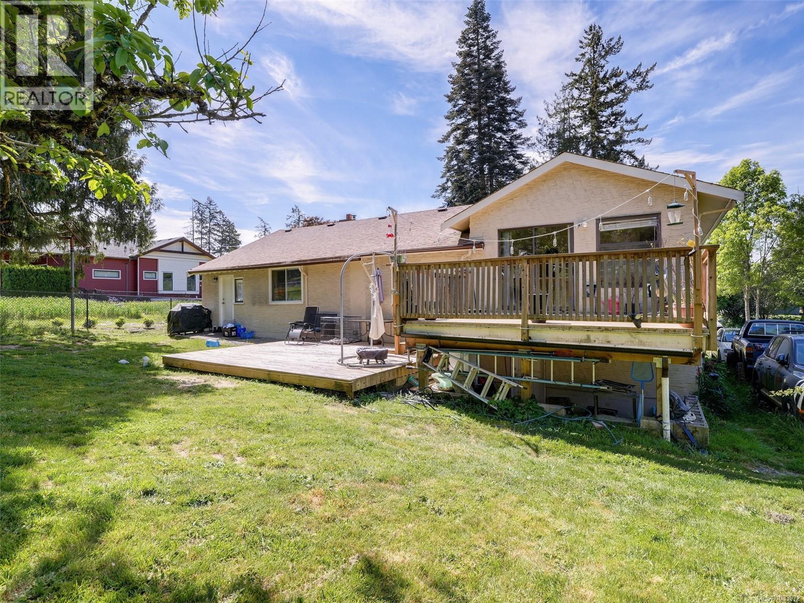 948 Latoria Rd, Langford, British Columbia  V9C 3A8 - Photo 22 - 1033972