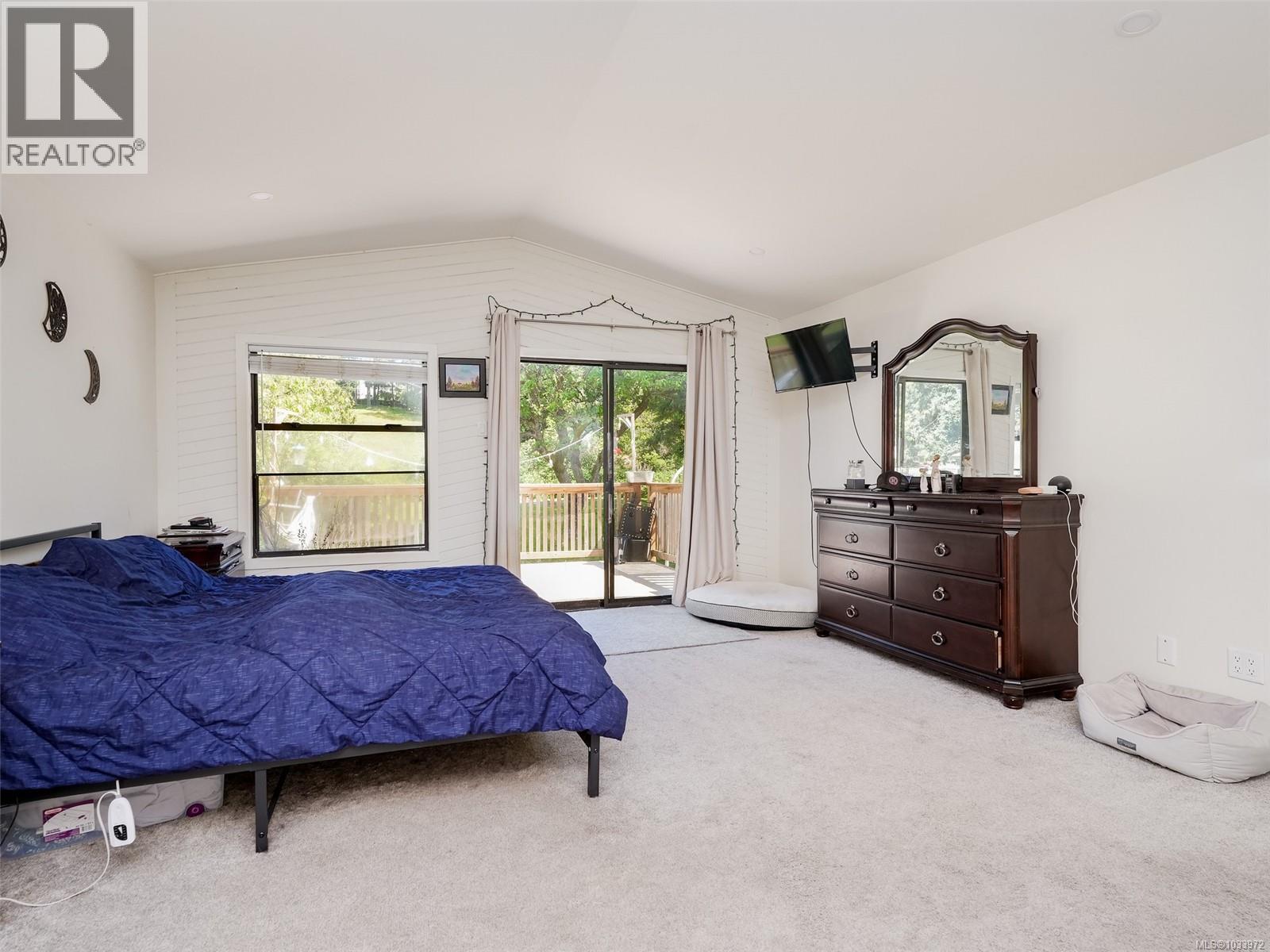 948 Latoria Rd, Langford, British Columbia  V9C 3A8 - Photo 9 - 1033972