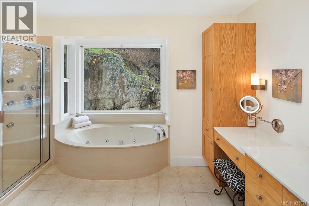 4612 Cliffwood Pl, Saanich, British Columbia  V8Y 1B5 - Photo 26 - 1033921